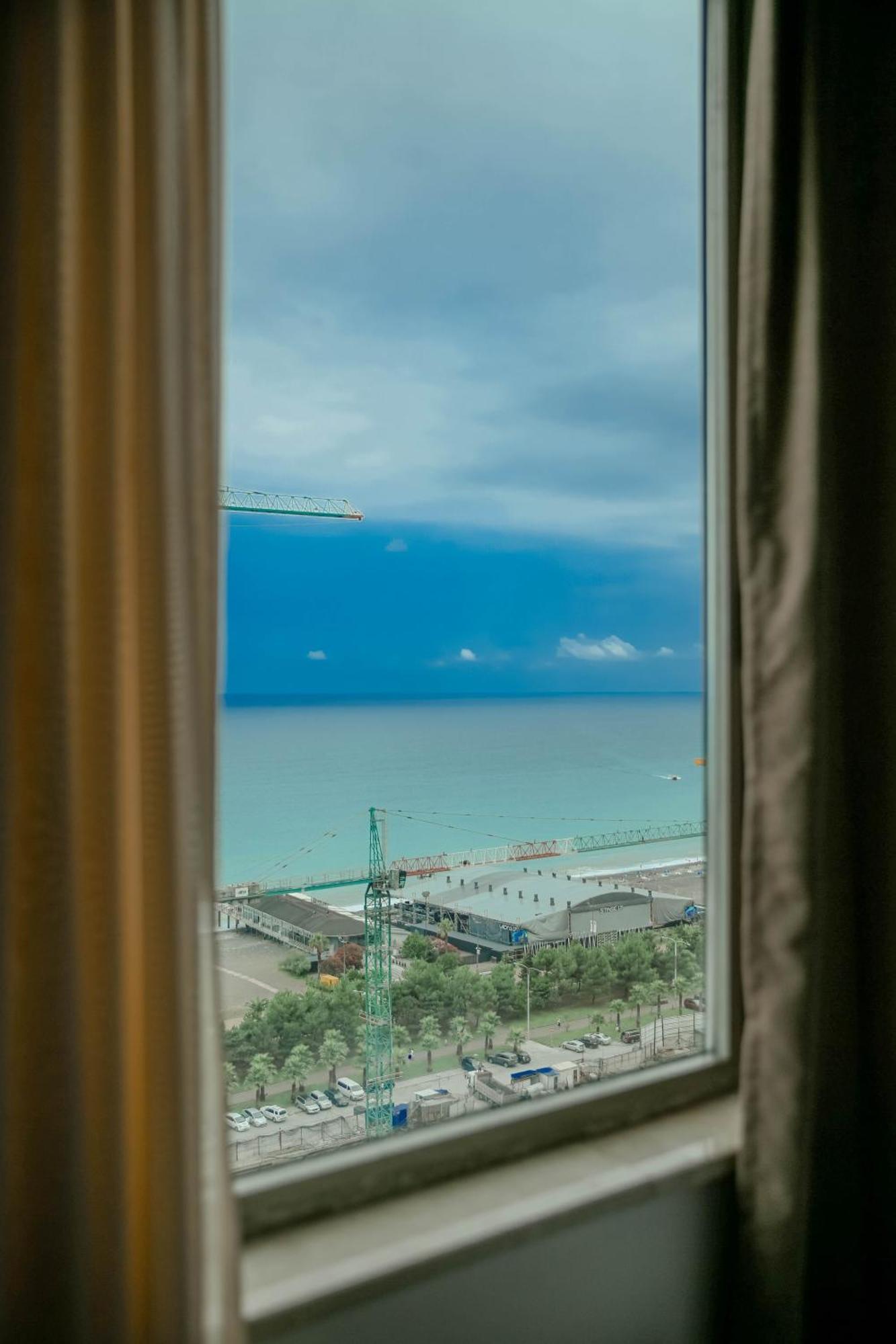 Royal Medis Hotel 바투미 외부 사진
